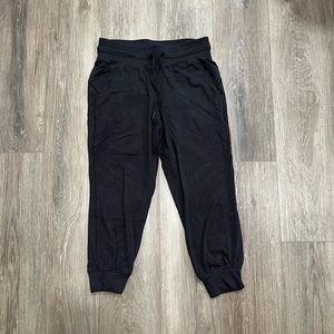 Lululemon ready to rulu joggers!